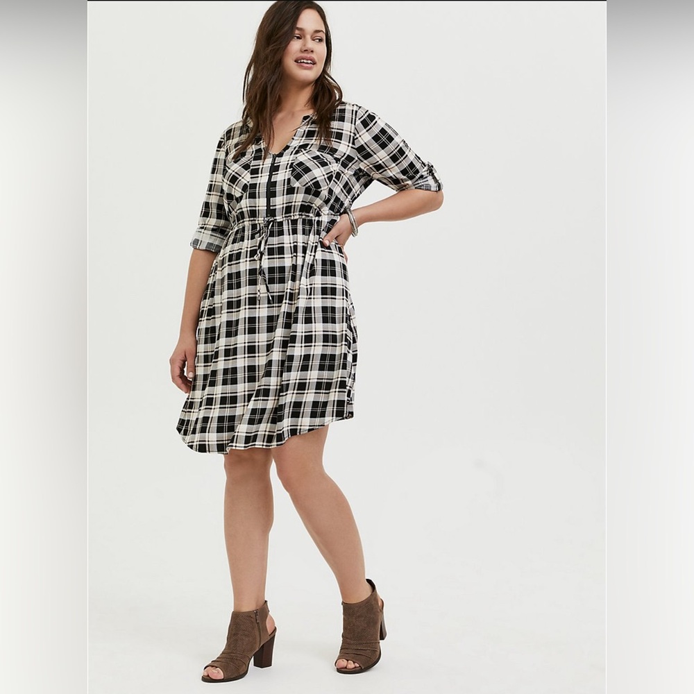 Torrid Plaid Black & White Front Tie Shirt Dress size 10/Torrid size 00 M/L New